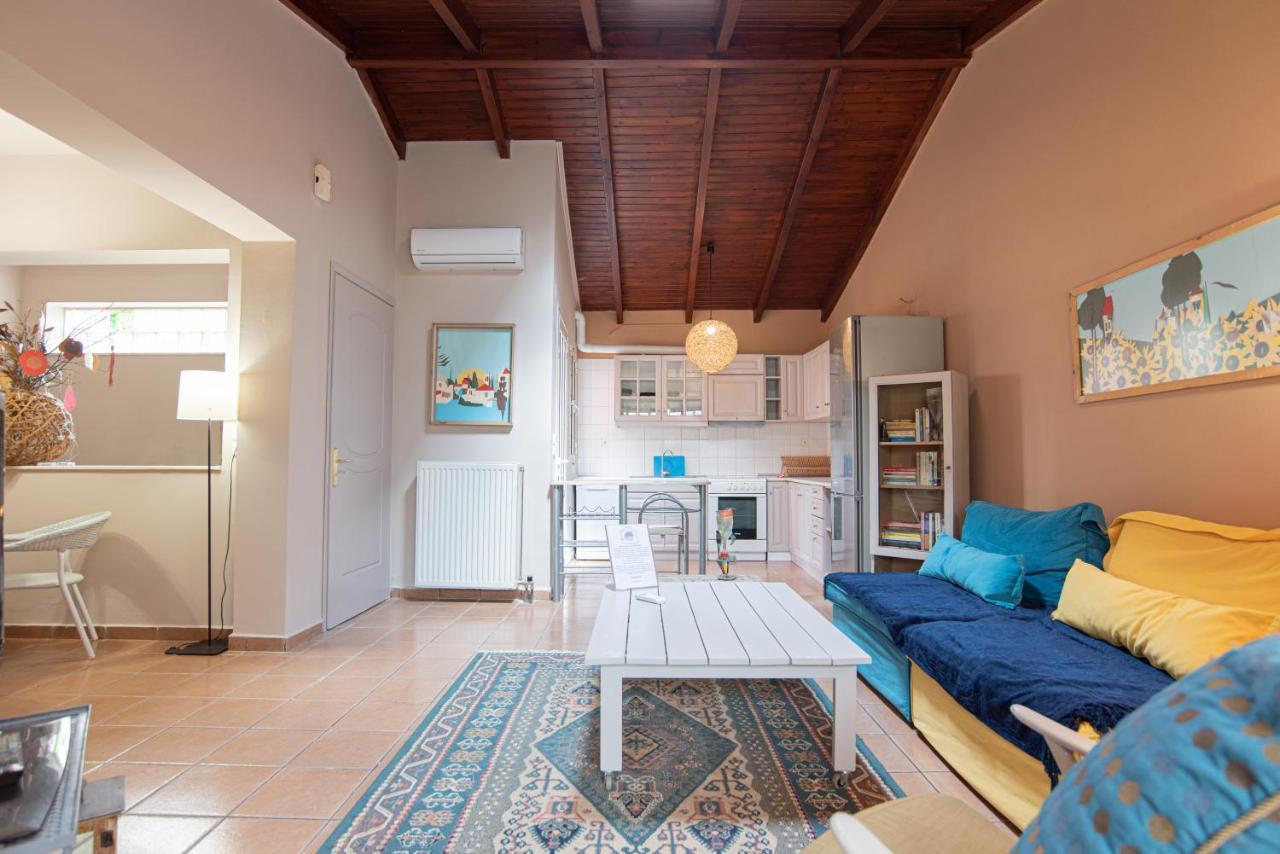 The Country Arths Retreat Apartment Атина Екстериор снимка