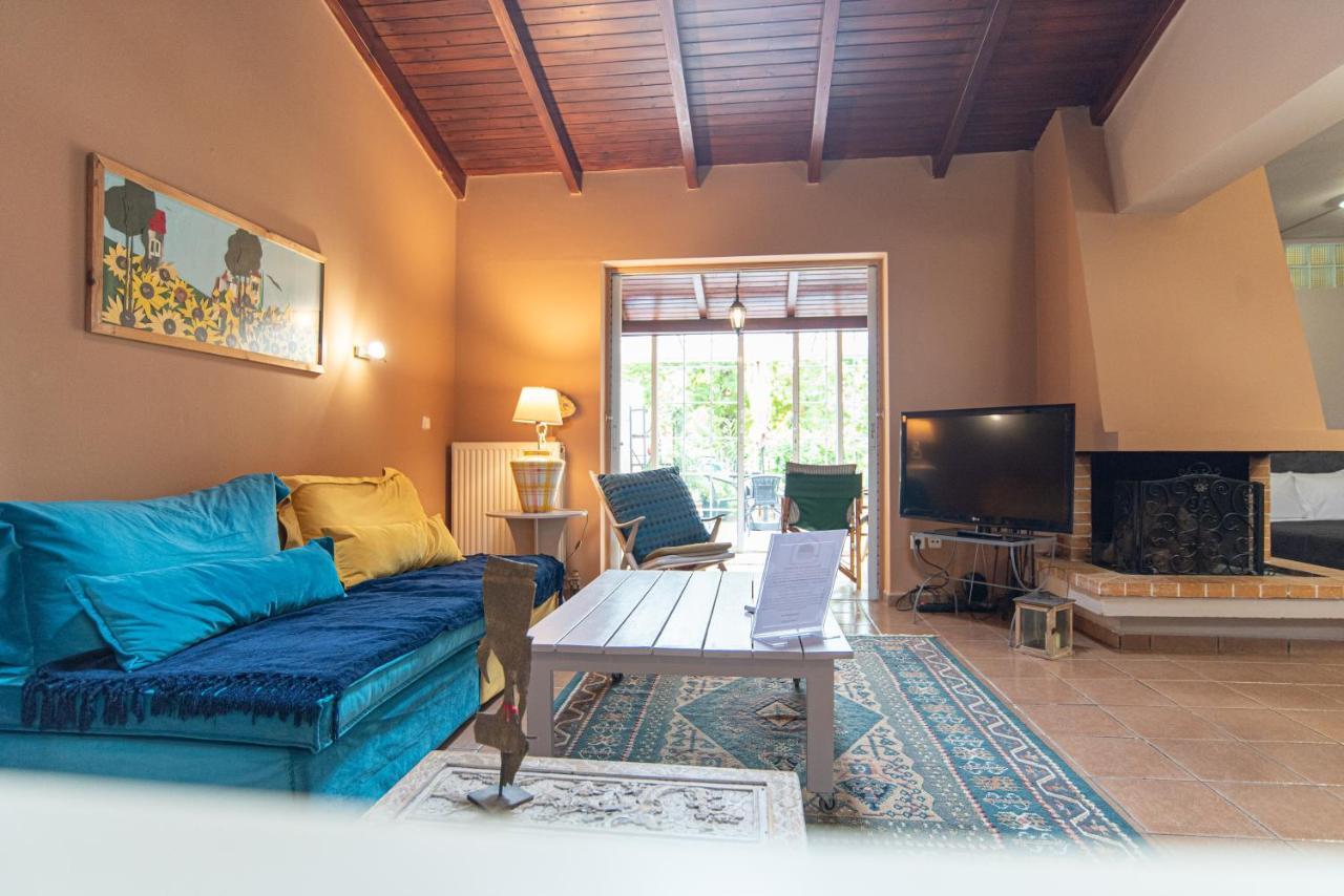 The Country Arths Retreat Apartment Атина Екстериор снимка